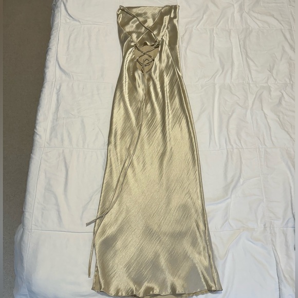 ASOS cami midi slip dress, high shine satin w/ lace up back, champagne, size 6 - Picture 7 of 11